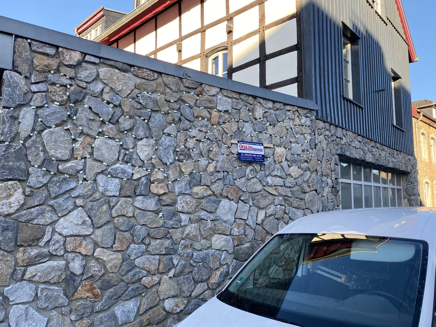 Wandverblendung Steinoptik